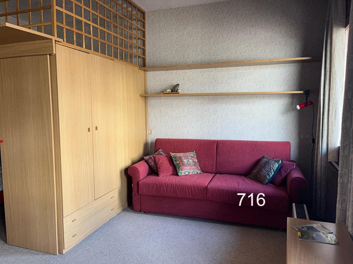 House Cervinia Apartments เบรยล์-แชร์วิเนีย ภายนอก รูปภาพ